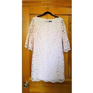 Lace Vince Camuto Dress